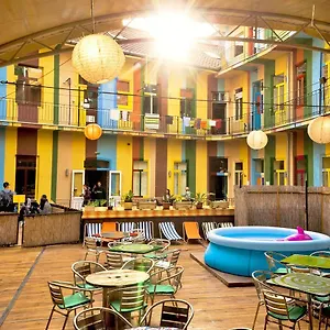 https://casa-de-la-musica-hostel.inbudapesthotels.com