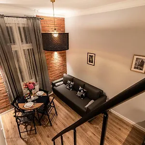 Lubomirskiego 23 - Great Location, 10 Min To Main Square By Foot, Right Next To Main Rail And Bus Station Краков